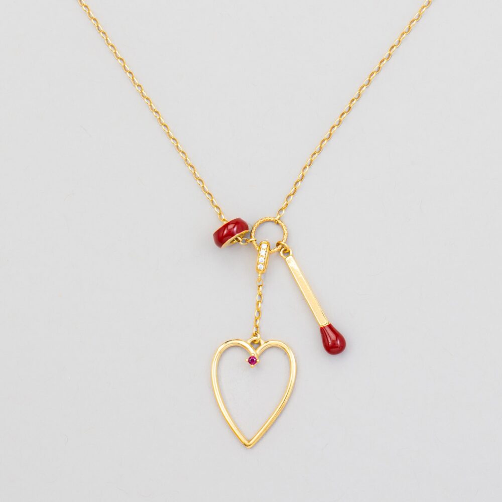 collana cuore con fiammifero