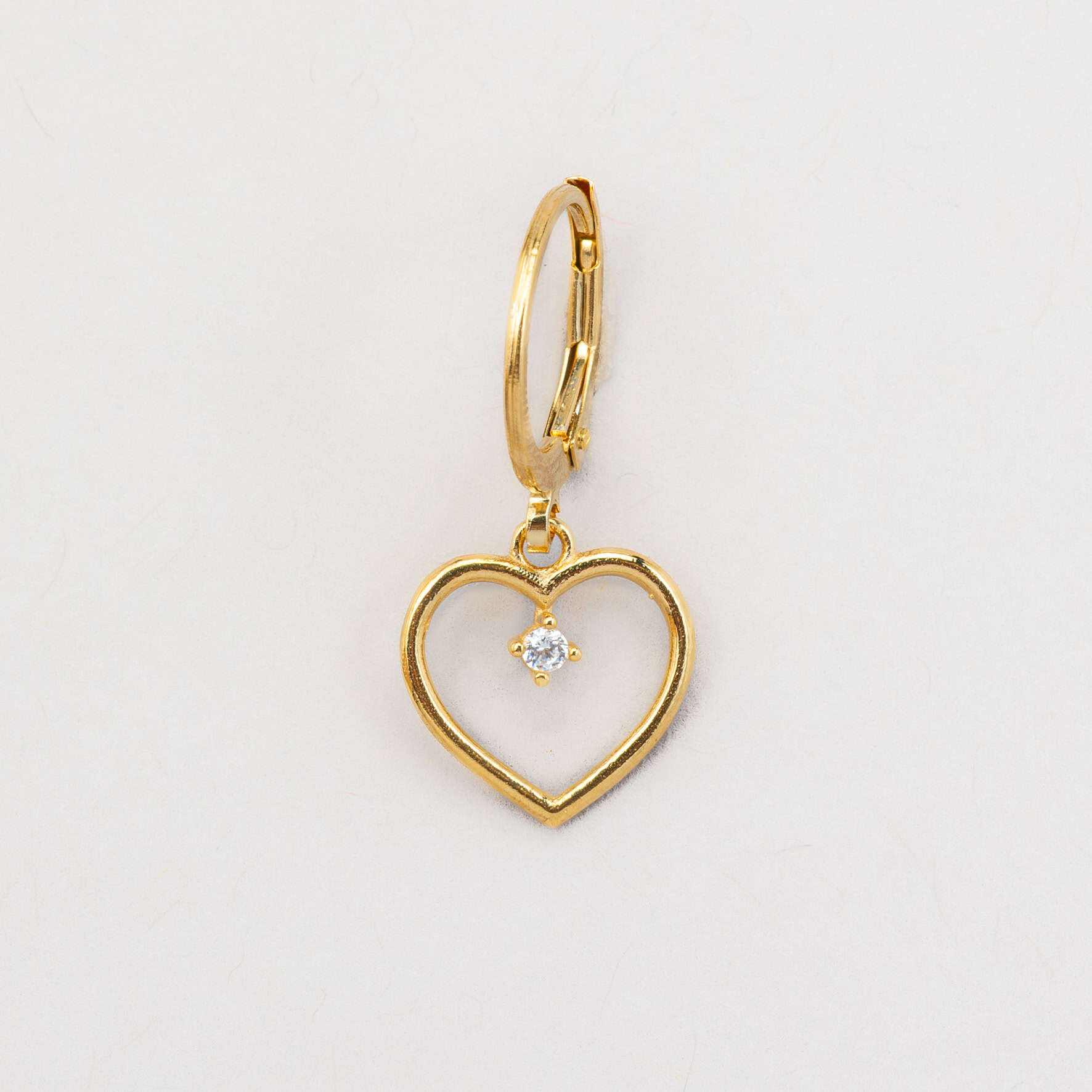 Orecchino cuore filo argento